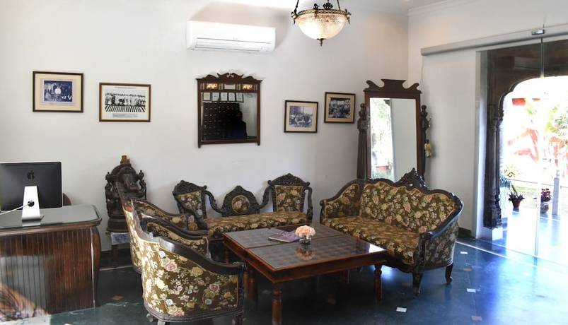 Imagen de los interiores del Hotel Rajasthan Palace Jaipur. Foto 18