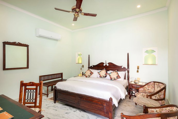 Imagen de la habitación del Hotel Rajasthan Palace Jaipur. Foto 12