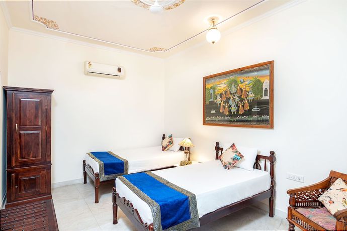 Imagen de la habitación del Hotel Rajasthan Palace Jaipur. Foto 16