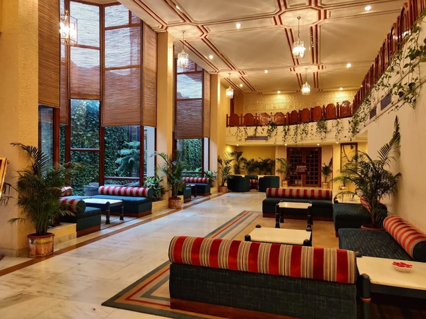 Imagen de los interiores del Hotel Rajdarshan - A Lake View Hotel in Udaipur. Foto 16