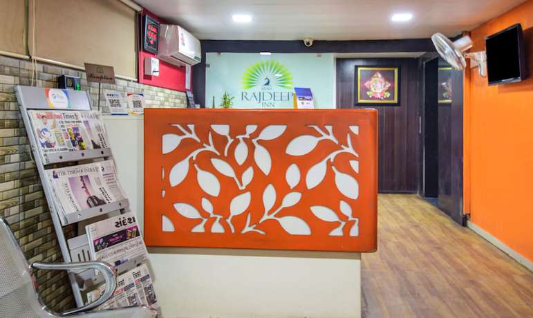 Imagen de los interiores del Hotel Rajdeep Inn. Foto 20