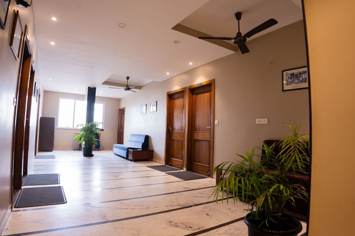 Imagen general del Hotel Rajhans Regency. Foto 1