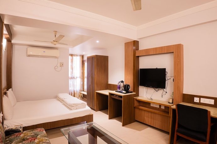 Imagen de la habitación del Hotel Rajhans Regency. Foto 18