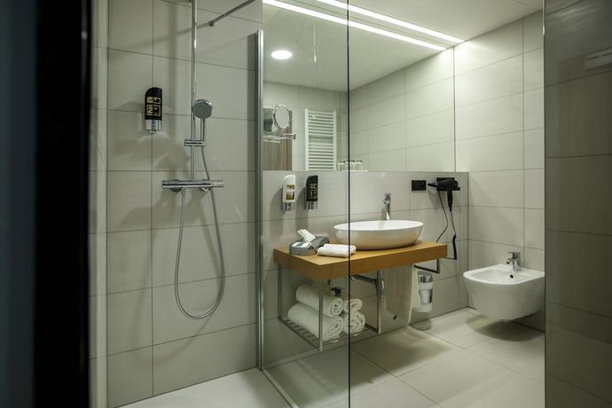 Imagen de la habitación del Hotel Rajka. Foto 7