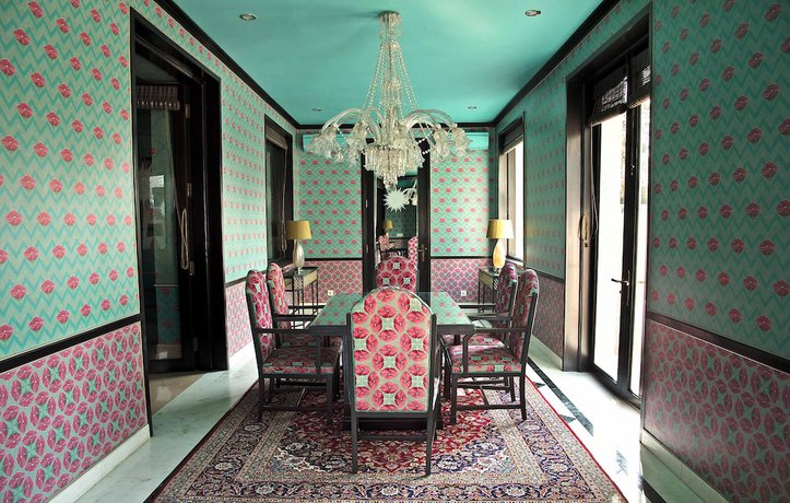 Imagen de la habitación del Hotel Rajmahal Palace RAAS. Foto 19