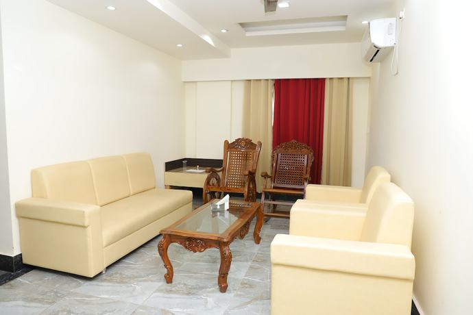 Imagen de los interiores del Hotel Rajmahal Roorkee. Foto 18