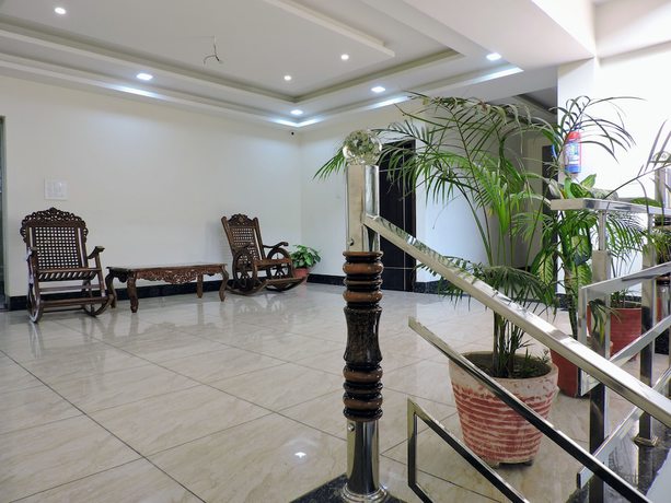 Imagen de los interiores del Hotel Rajmahal Roorkee. Foto 19