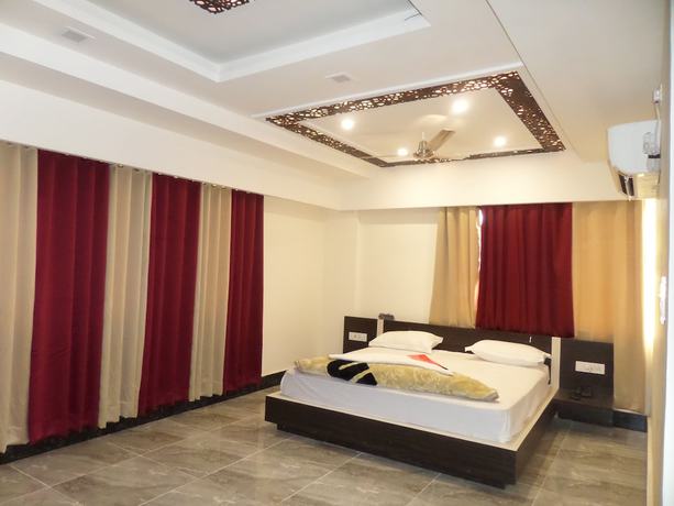 Imagen de la habitación del Hotel Rajmahal Roorkee. Foto 14