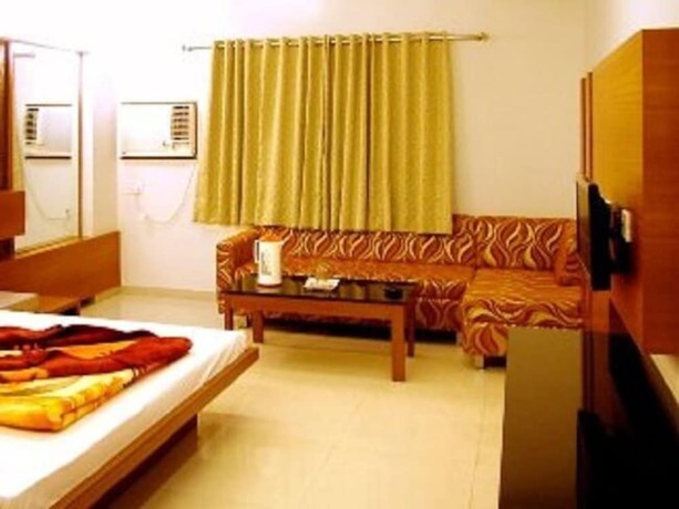 Imagen de la habitación del Hotel Rajmandir. Foto 10