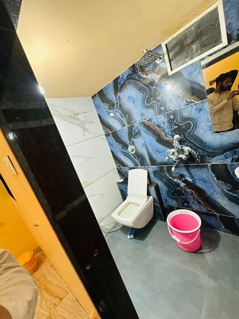 Imagen de la habitación del Hotel Rajoriya Residence. Foto 11