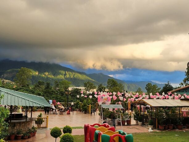 Imagen general del Hotel Rajpur Heights. Foto 4