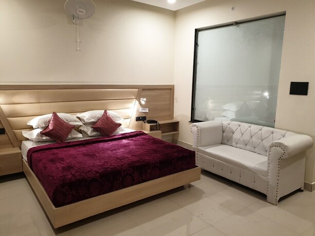 Imagen de la habitación del Hotel Rajpur Heights. Foto 20