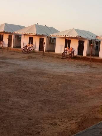 Imagen de la habitación del Hotel Rajputana Desert Camp. Foto 17