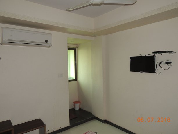 Imagen de los interiores del Hotel Rajvi Palace. Foto 8