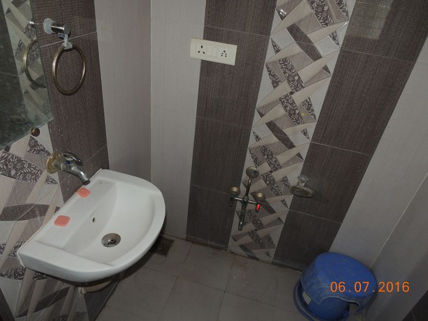 Imagen de la habitación del Hotel Rajvi Palace. Foto 6