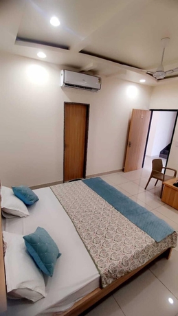 Imagen de la habitación del Hotel Rajvi Residency A Unit of JASs and Resorts. Foto 2
