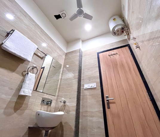 Imagen de la habitación del Hotel Rajvi Residency A Unit of JASs and Resorts. Foto 12