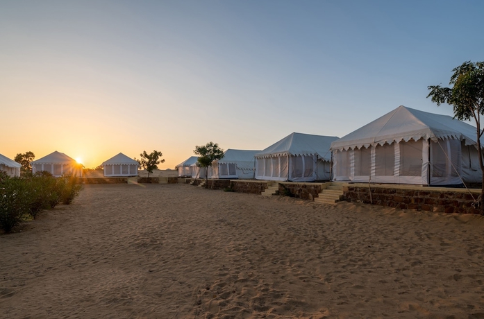 Imagen de los interiores del Hotel Rajwada Desert Camp by Park Tree. Foto 17