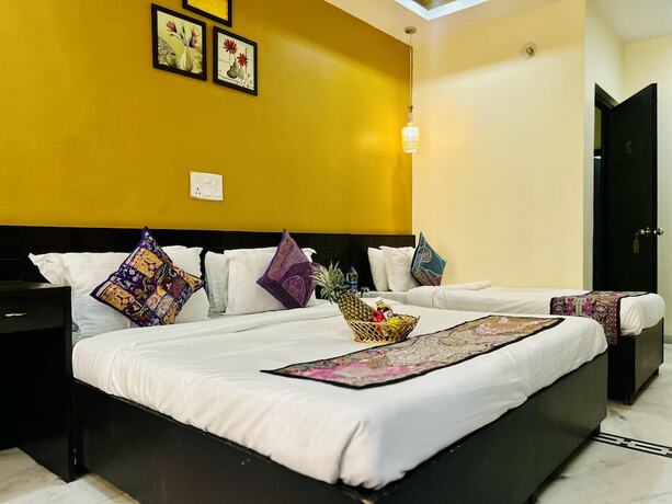 Imagen general del Hotel Rajwada Inn and club. Foto 14