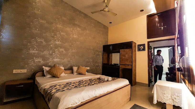 Imagen de la habitación del Hotel Rajyashree Palace. Foto 18