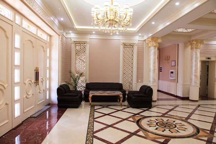 Imagen de los interiores del Hotel Rakat Plaza. Foto 18