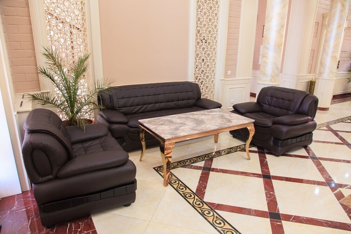 Imagen de los interiores del Hotel Rakat Plaza. Foto 19