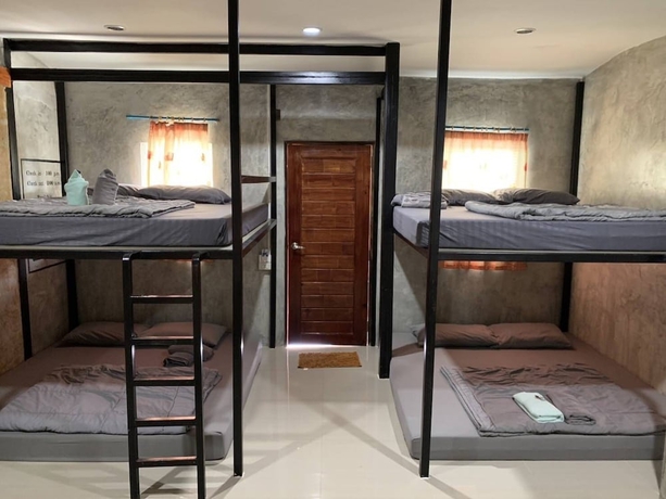 Imagen de la habitación del Hotel Rakchayanin Resort Koh Larn. Foto 9