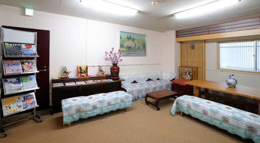 Imagen de los interiores del Hotel Raki Onsenryokan. Foto 15