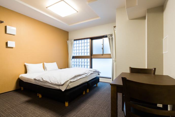 Imagen de la habitación del Hotel Raku. Foto 2