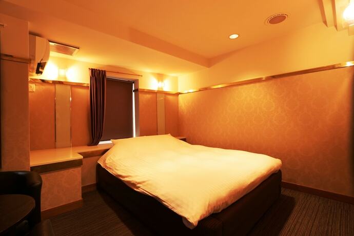 Imagen de la habitación del Hotel Raku Serina. Foto 14