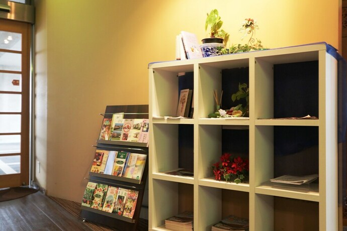 Imagen de los interiores del Hotel Raku Serina. Foto 18