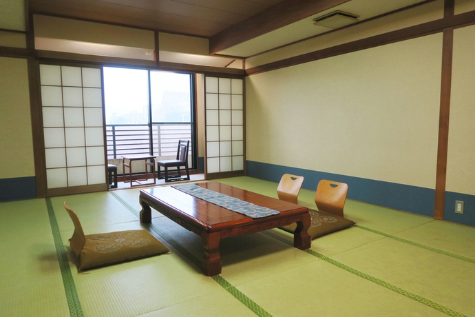 Imagen de la habitación del Hotel Rakuchou. Foto 7