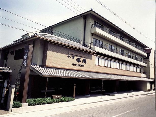 Imagen de los exteriores del Hotel Rakuchou. Foto 11
