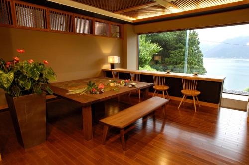 Imagen general del Hotel Rakuyu. Foto 3