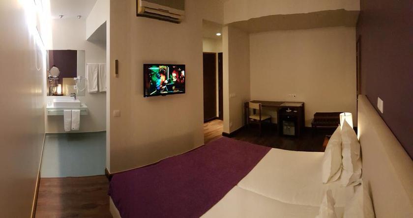 Imagen de la habitación del Hotel Rali Viana. Foto 7