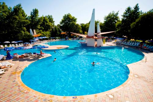 Imagen general del Hotel Ralitsa Aquaclub. Foto 8