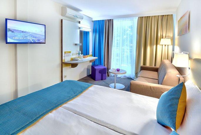 Imagen de la habitación del Hotel Ralitsa Aquaclub. Foto 17