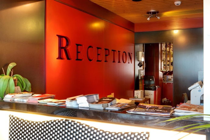 Imagen de los interiores del Hotel Rallye, La Tour-de-Tr&ecirc;me. Foto 16