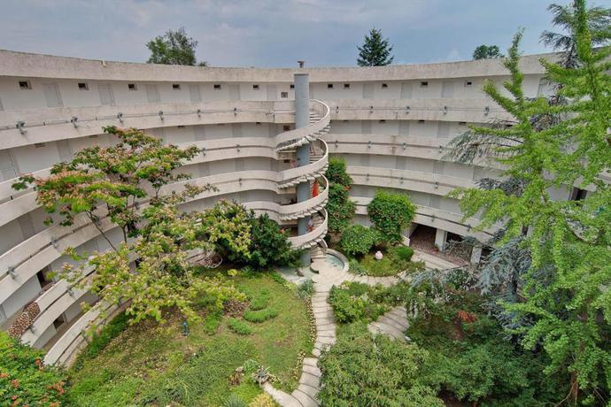 Imagen de los interiores del Hotel Raluca. Foto 11
