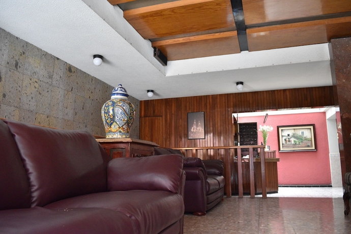 Imagen de los interiores del Hotel Ram Val. Foto 18