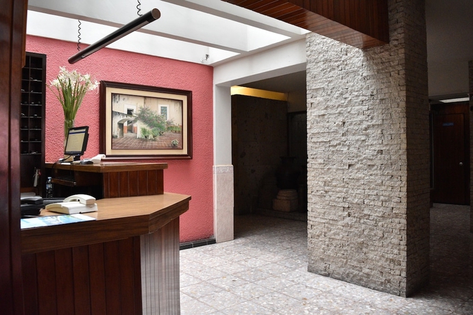 Imagen de los interiores del Hotel Ram Val. Foto 19