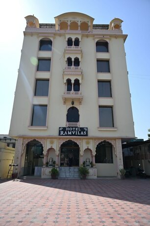 Imagen general del Hotel Ram Vilas By Fork Plaza. Foto 1