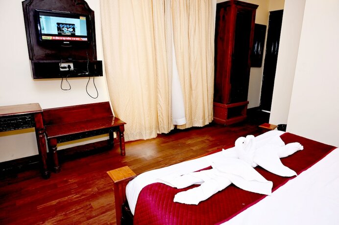 Imagen general del Hotel Ram Vilas By Fork Plaza. Foto 8