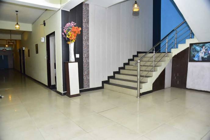 Imagen de los interiores del Hotel Rama Blue Resort And Restaurant. Foto 8