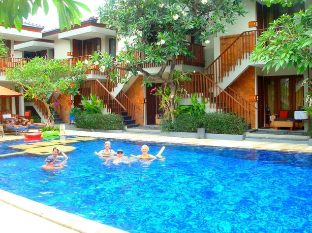 Imagen de la piscina del Hotel Rama Garden - Chse Certified. Foto 16