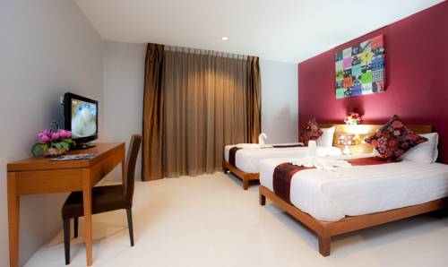 Imagen general del Hotel Rama Kata Beach Hotel. Foto 2