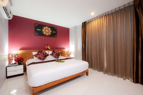 Imagen general del Hotel Rama Kata Beach Hotel. Foto 12