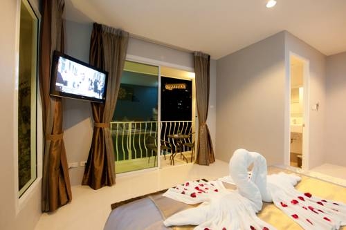 Imagen general del Hotel Rama Kata Beach Hotel. Foto 14