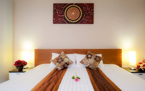 Imagen general del Hotel Rama Kata Beach Hotel. Foto 24