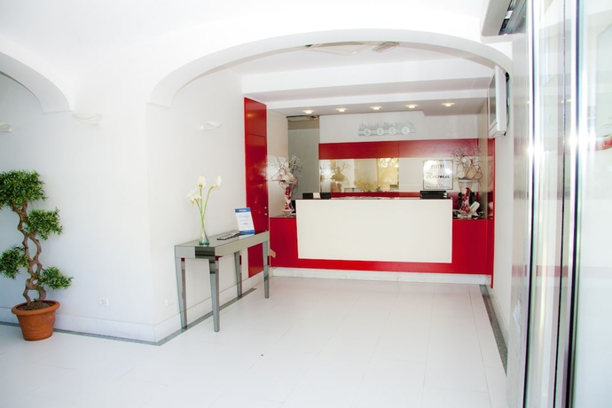 Imagen de los interiores del Hotel Rama Palace. Foto 19